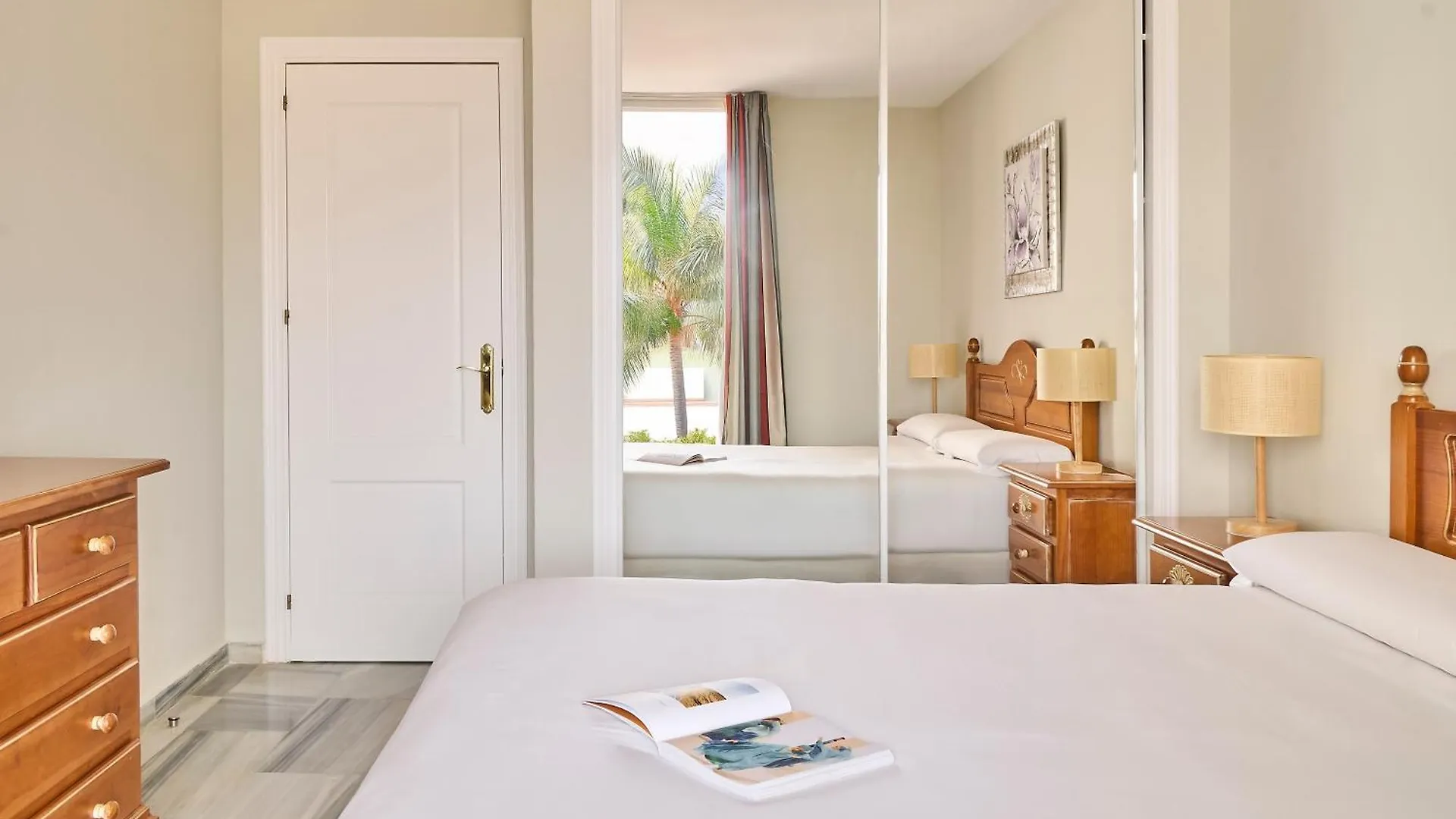 Aparthotel Ona Campanario Sitio de Calahonda 3*,  Spagna