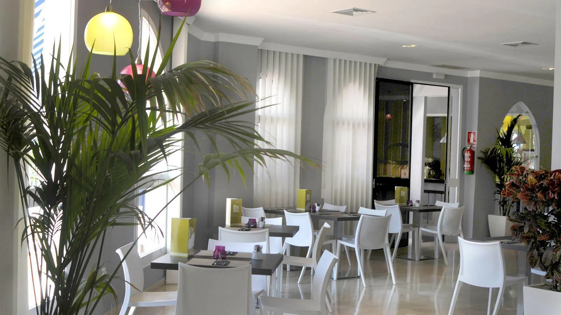 Aparthotel Ona Campanario Sitio de Calahonda 3*,