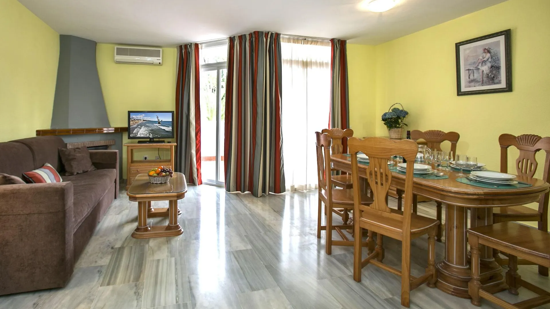 Aparthotel Ona Campanario Sitio de Calahonda